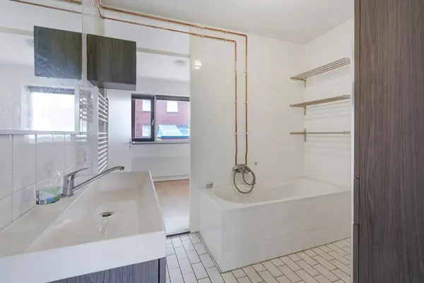 Vriezenveenstraat 74, Den Haag