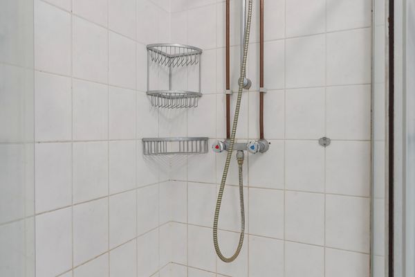 Vriezenveenstraat 74, Den Haag