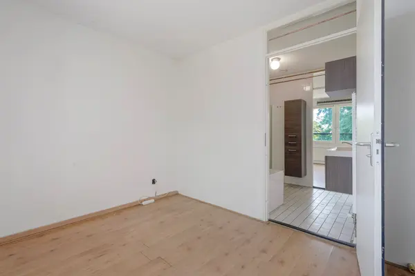 Vriezenveenstraat 74, Den Haag