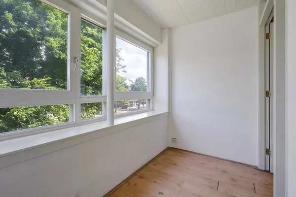 Vriezenveenstraat 74, Den Haag