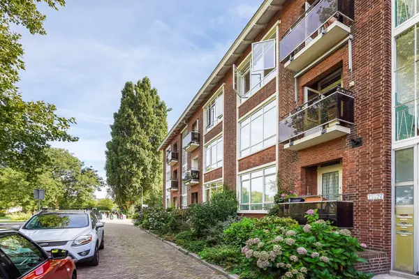 Louis Couperusstraat 23, Voorburg