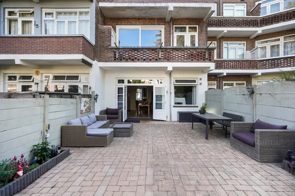 Uddelstraat 157, Den Haag