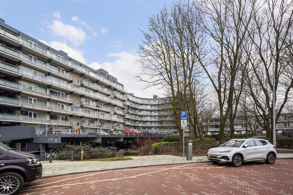 De Brink 180, Den Haag