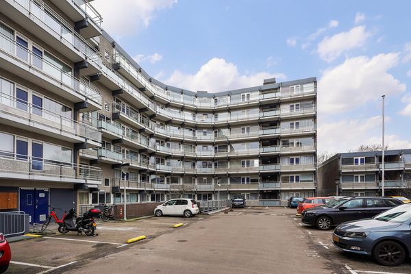 De Brink 180, Den Haag