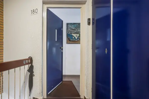 De Brink 180, Den Haag