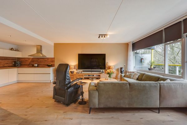 De Brink 180, Den Haag