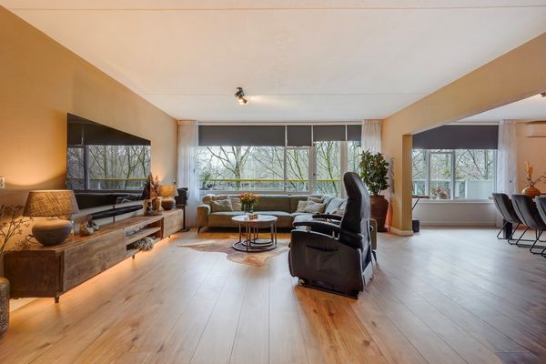 De Brink 180, Den Haag