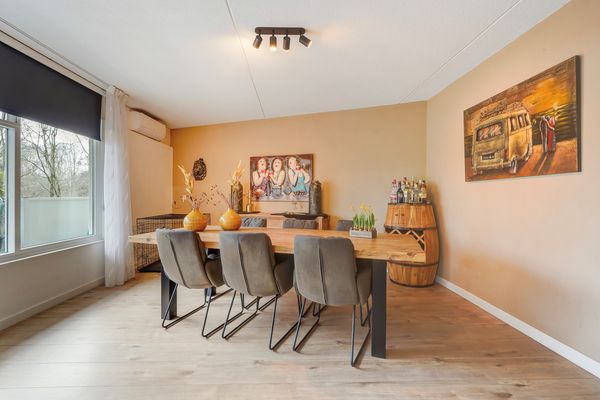 De Brink 180, Den Haag