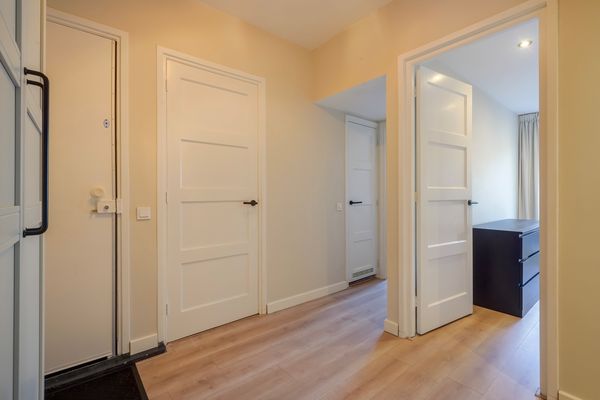 Carel Vosmaerstraat 42, Voorburg