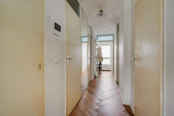 Gevers Deynootweg 1272C, Den Haag