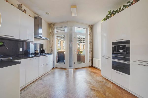 Bocht van Guinea 41, Den Haag