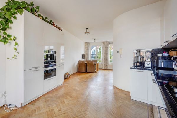 Bocht van Guinea 41, Den Haag