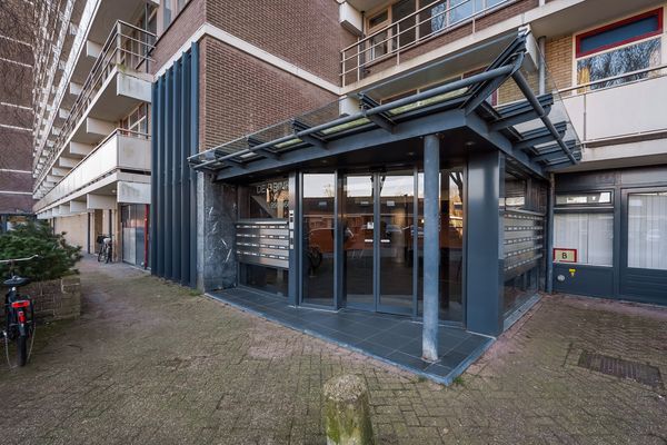 De Brink 810, Den Haag