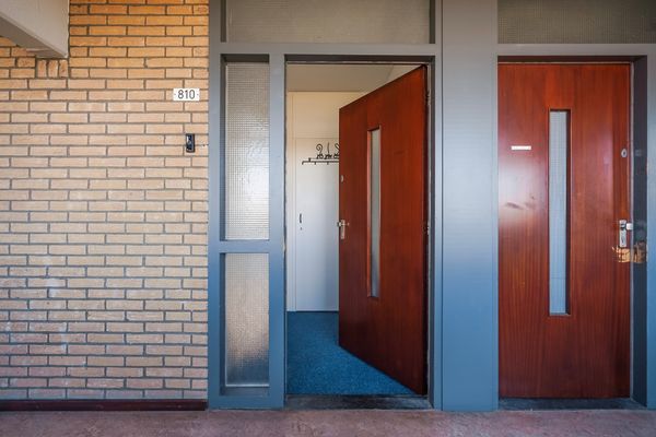 De Brink 810, Den Haag