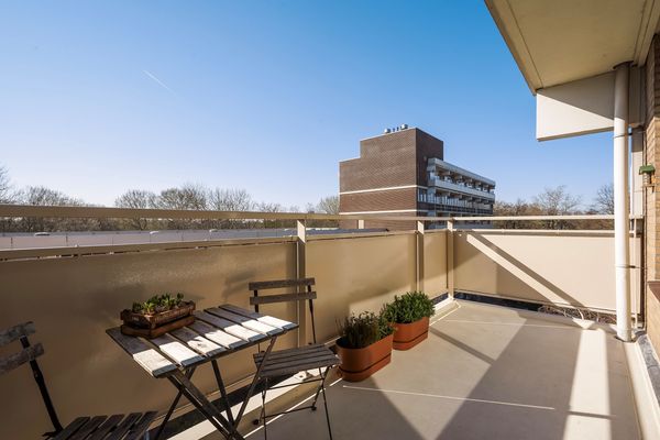 De Brink 810, Den Haag