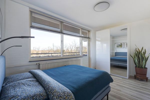 De Brink 810, Den Haag