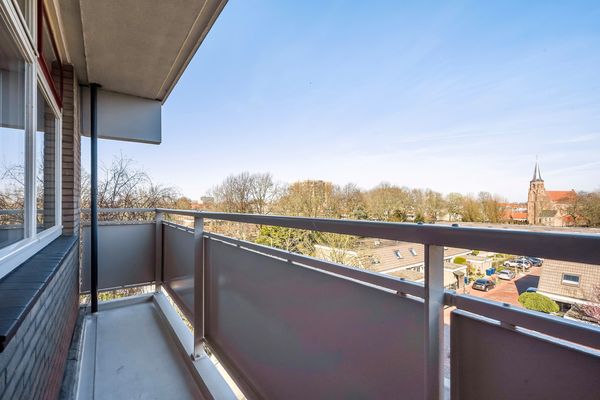 De Brink 810, Den Haag