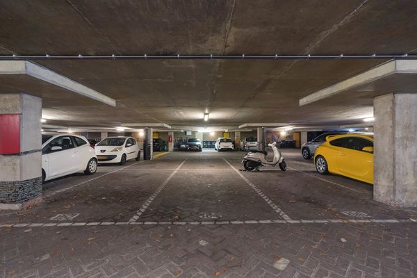 De Brink 810, Den Haag