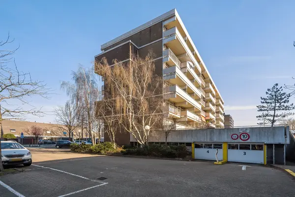 De Brink 810, Den Haag