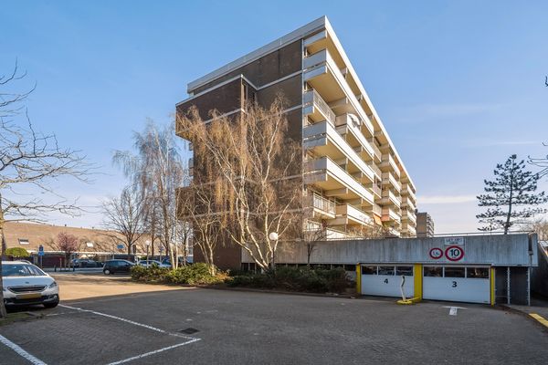 De Brink 810, Den Haag