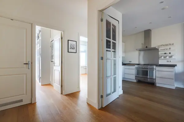 Laan van Meerdervoort 1300, Den Haag