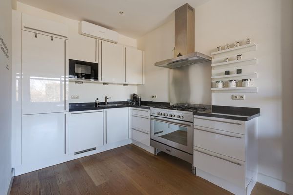 Laan van Meerdervoort 1300, Den Haag