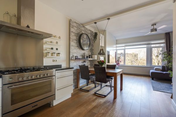 Laan van Meerdervoort 1300, Den Haag