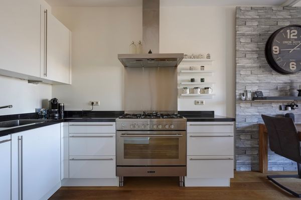 Laan van Meerdervoort 1300, Den Haag