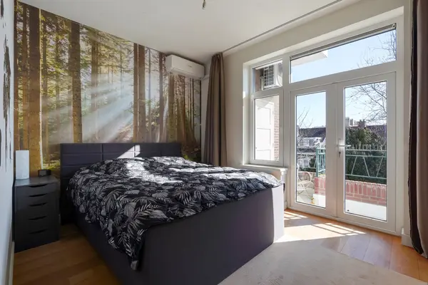 Laan van Meerdervoort 1300, Den Haag