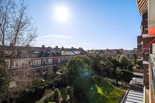 Laan van Meerdervoort 1300, Den Haag