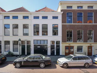 Foto 1 van 1e De Riemerstraat 12