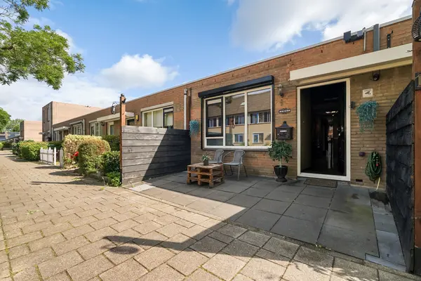Bermudablauw 12, Zoetermeer