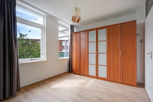 John Rädeckerkade 27, Den Haag