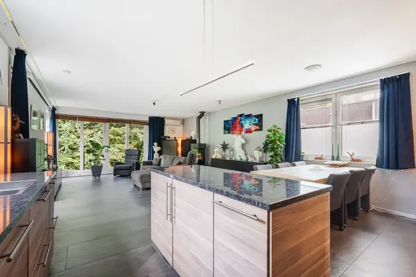 Biancaland 63, Den Haag