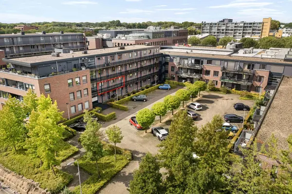 Burgemeester Brouwerstraat 83, ZWIJNDRECHT
