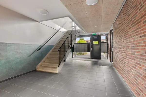 Burgemeester Brouwerstraat 83, ZWIJNDRECHT