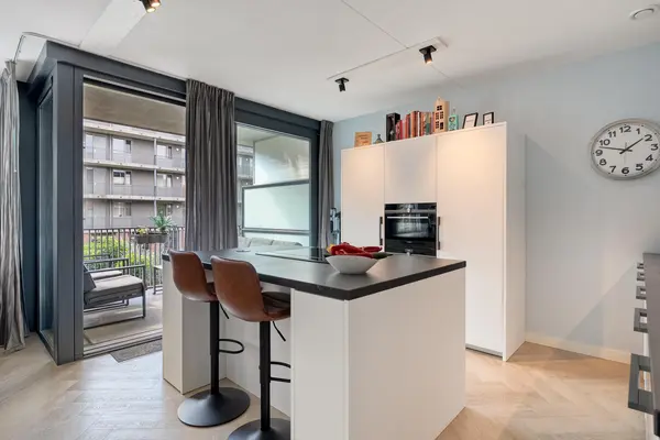 Burgemeester Brouwerstraat 83, ZWIJNDRECHT
