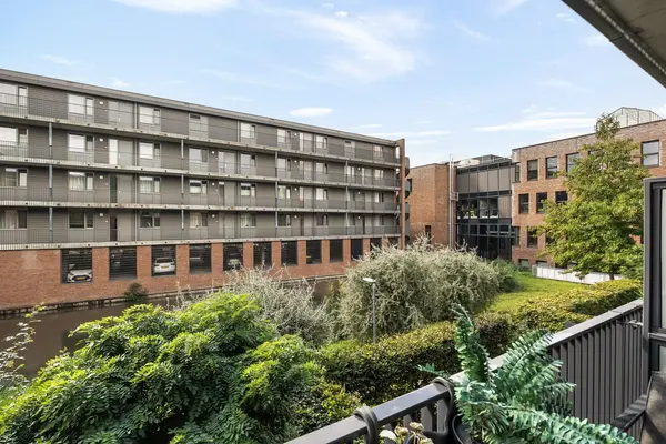 Burgemeester Brouwerstraat 83, ZWIJNDRECHT