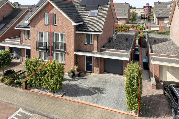 Roentgenhaven 5, BARENDRECHT