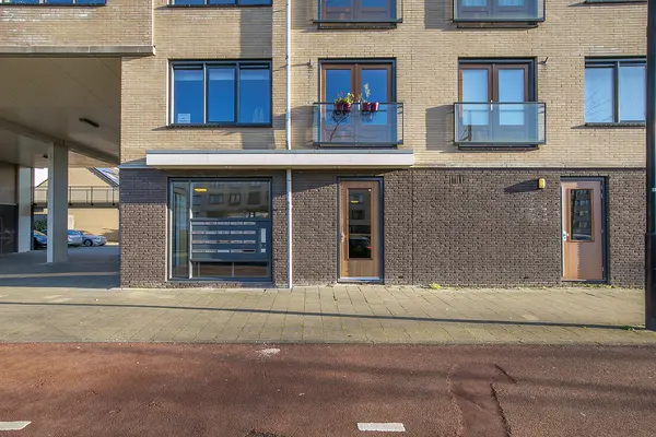 Avenue Carré 210, BARENDRECHT