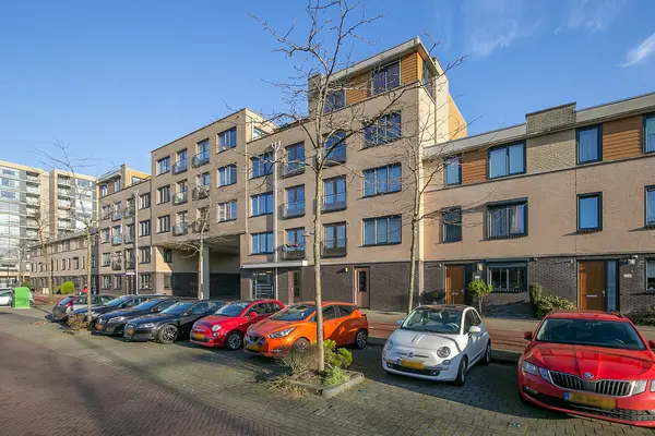 Avenue Carré 210, BARENDRECHT