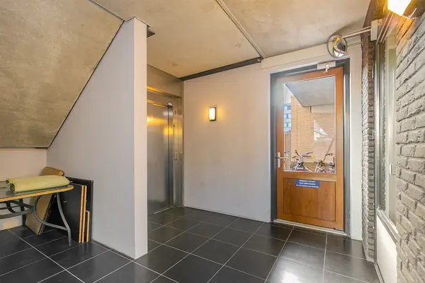 Avenue Carré 210, BARENDRECHT