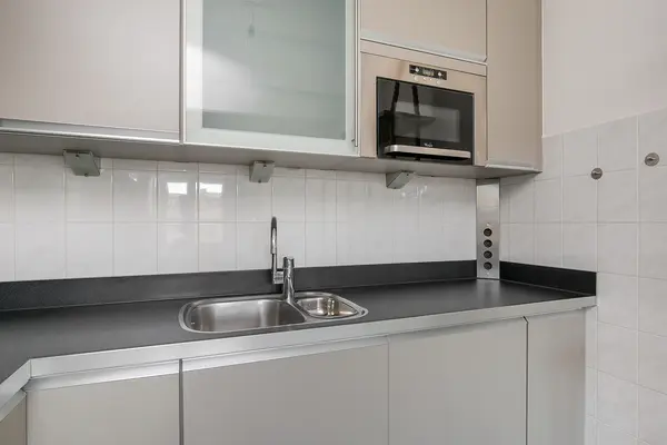 Avenue Carré 210, BARENDRECHT