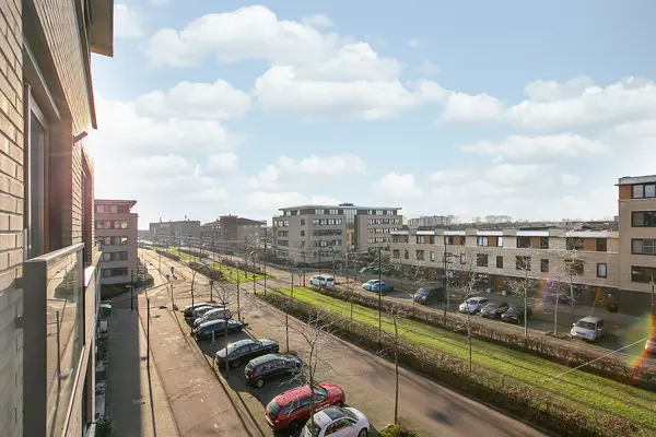 Avenue Carré 210, BARENDRECHT