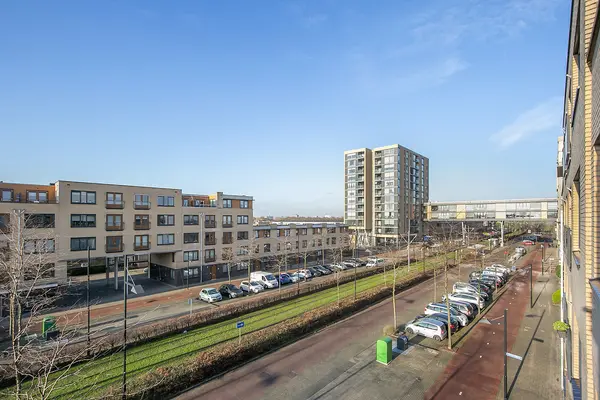 Avenue Carré 210, BARENDRECHT