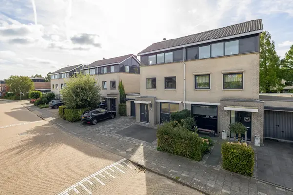 Koraallaan 10, BARENDRECHT