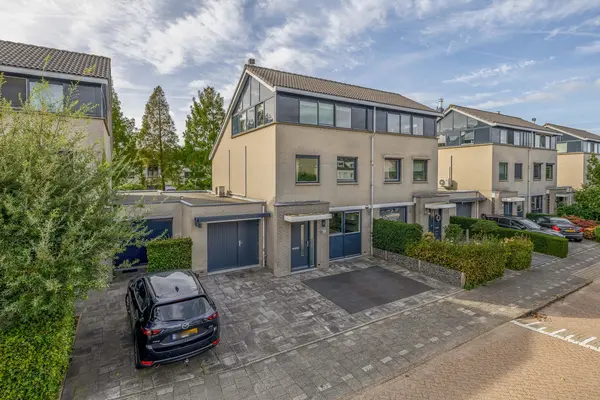 Koraallaan 10, BARENDRECHT