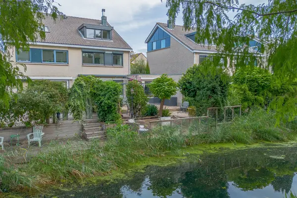 Koraallaan 10, BARENDRECHT