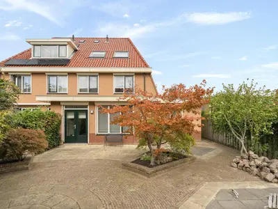 Foto 5 van Riederhof 15