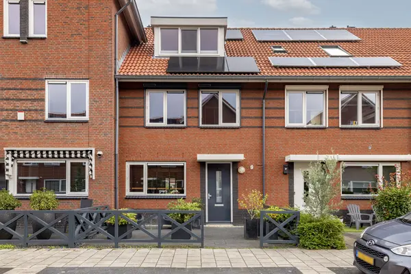 Zilvergloed 39, RHOON